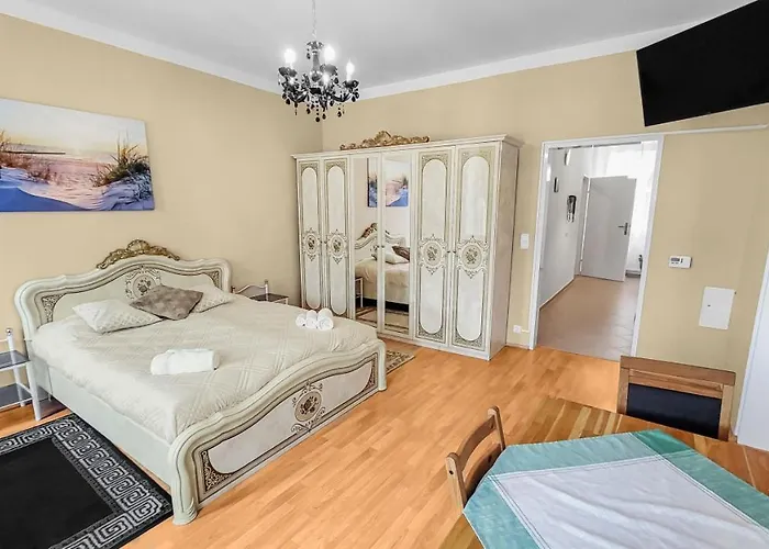 Adalbert Apartamento *
