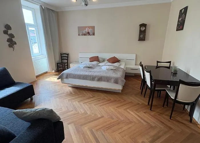 Adalbert Apartamento
